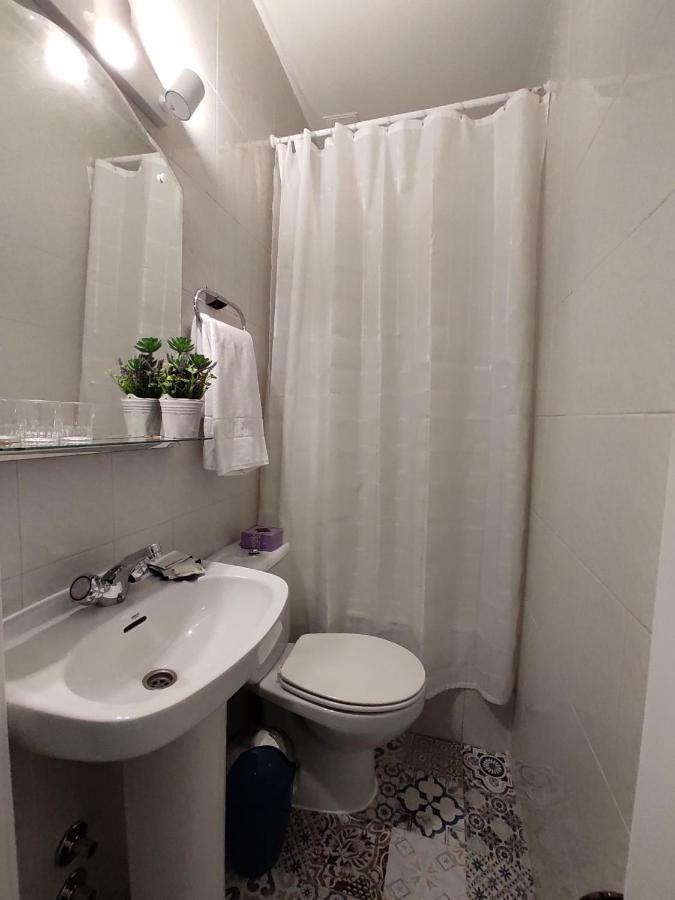 Hostal Alfaro Madrid Exterior photo